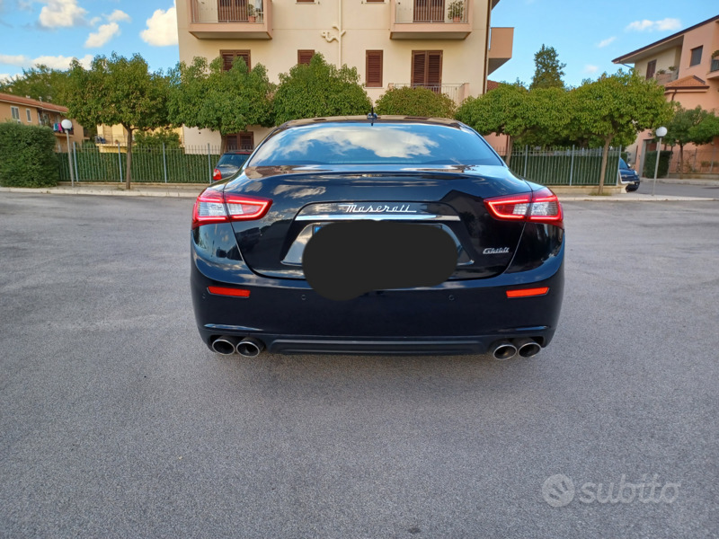 Usato 2014 Maserati Ghibli Diesel 300 CV (27.999 €)