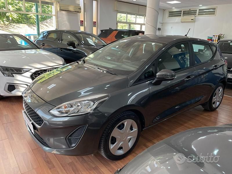 Usata Ford Fiesta 85 CV (62 kW) 2020 Grigio Utilitaria