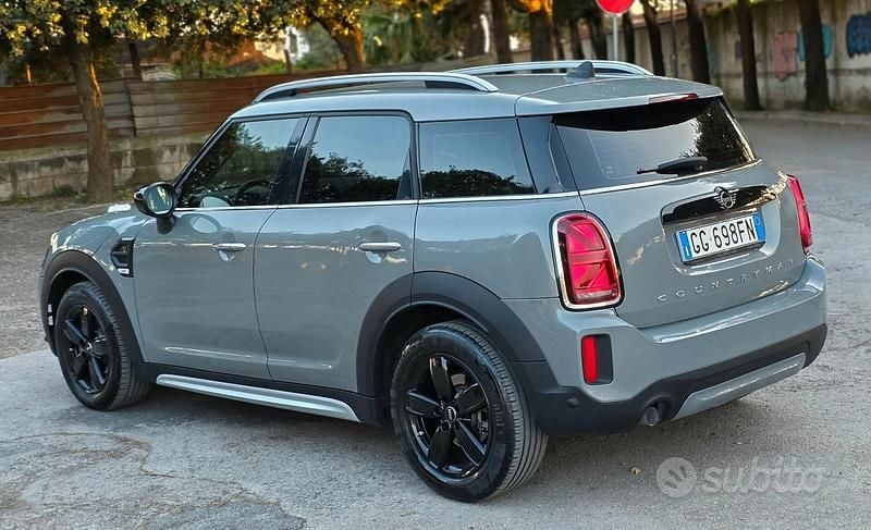 Usata Mini One Countryman 116 CV (85 kW) 2022 Grigio SUV