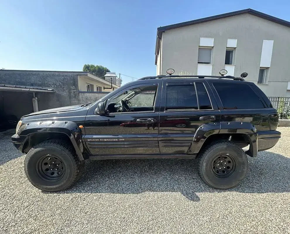 Usata Jeep Grand Cherokee 163 CV (119 kW) 2002 Nero SUV