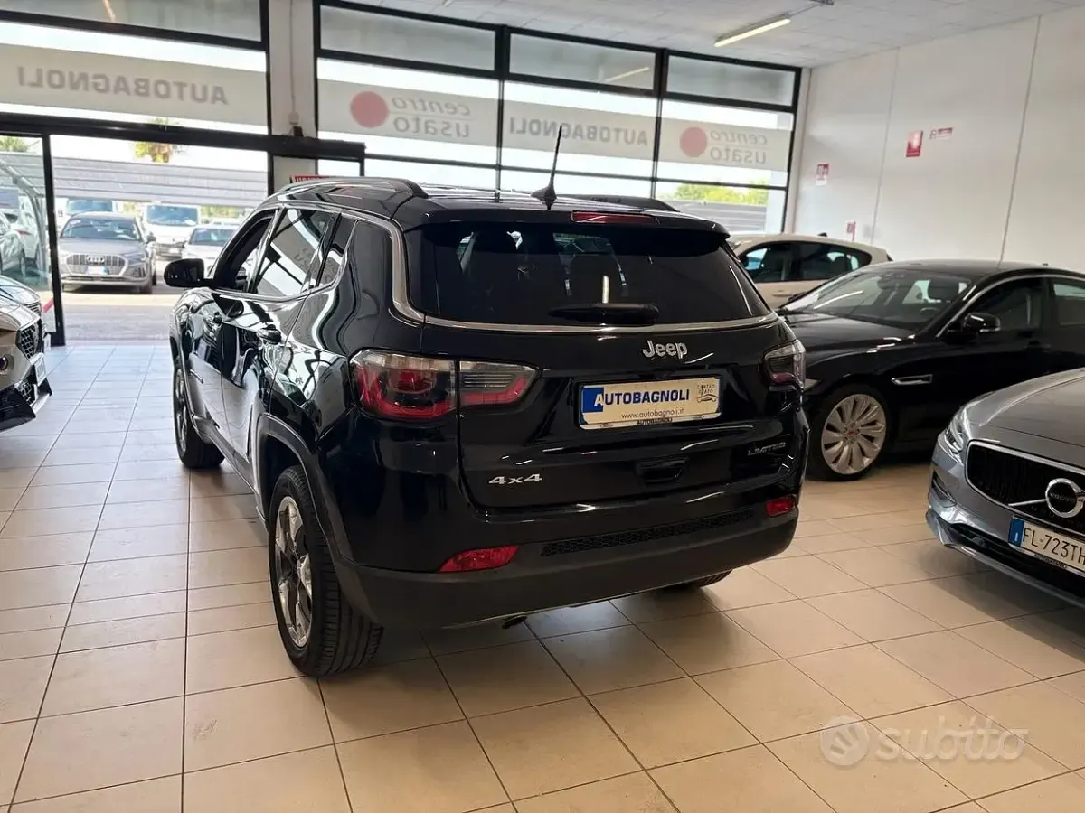 Usata Jeep Compass Limited 140 CV (102 kW) 2019 Nero SUV