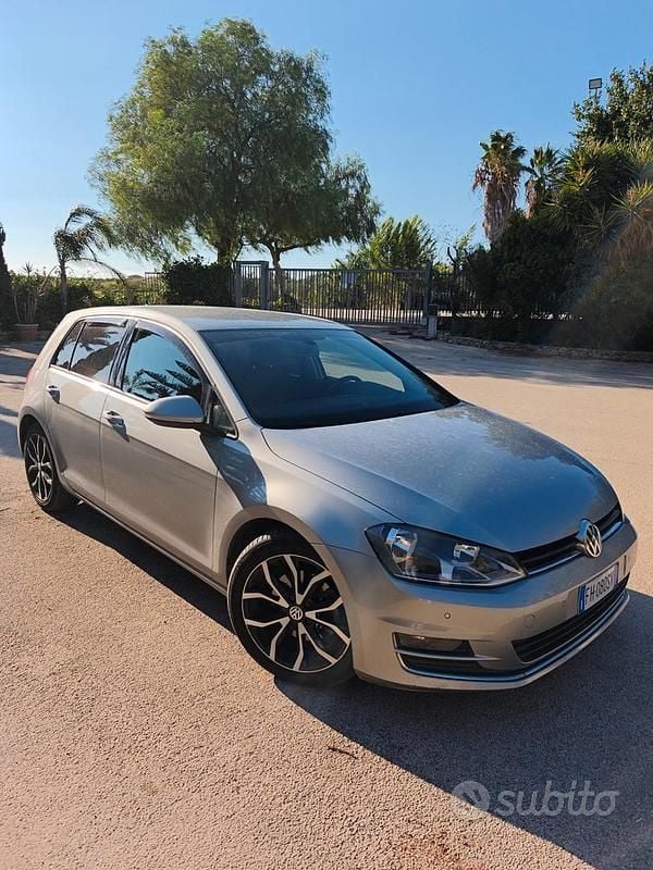 Usata VW Golf VII 110 CV (80 kW) 2017 Grigio Berlina