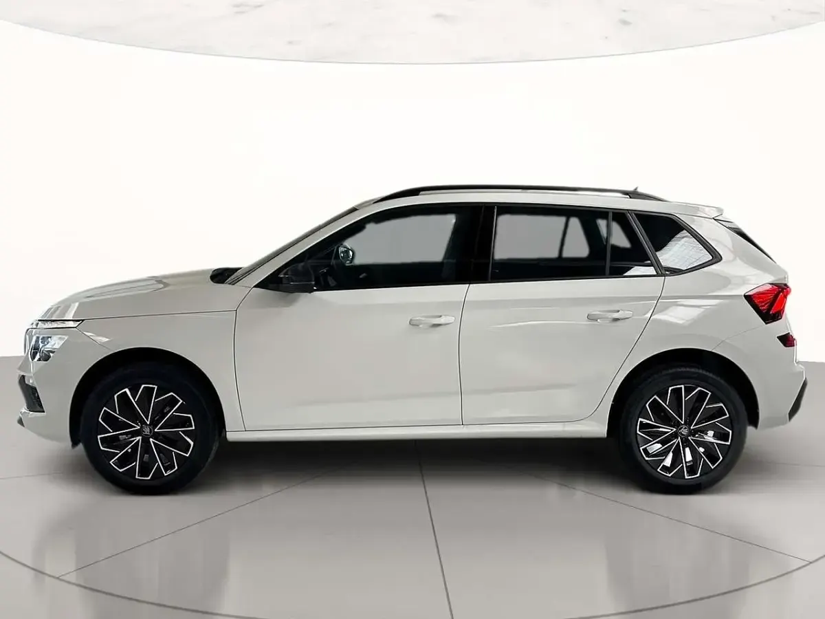 Nuova Skoda Kamiq 116 CV (85 kW) 2026 Bianco luna metallizzato SUV