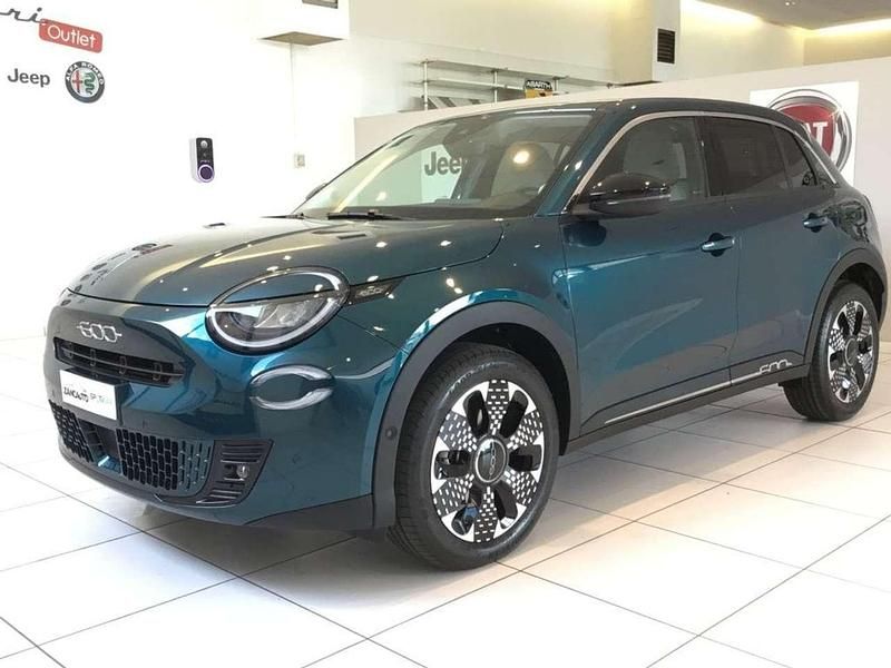 Nuova Fiat 600 La Prima 110 CV (80 kW) 2026 Verde SUV