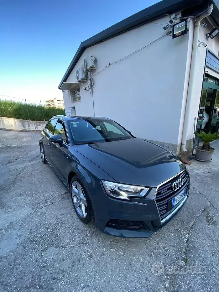 Usata Audi A3 Sport 150 CV (110 kW) 2018 Grigio Berlina