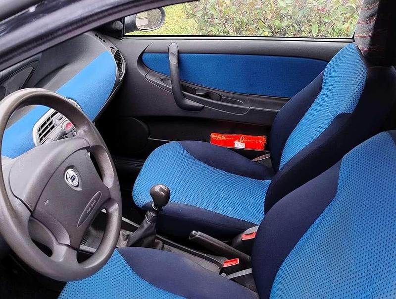 Gebraucht Lancia 2000 60 PS (44 kW) 2001 Blau Limousine