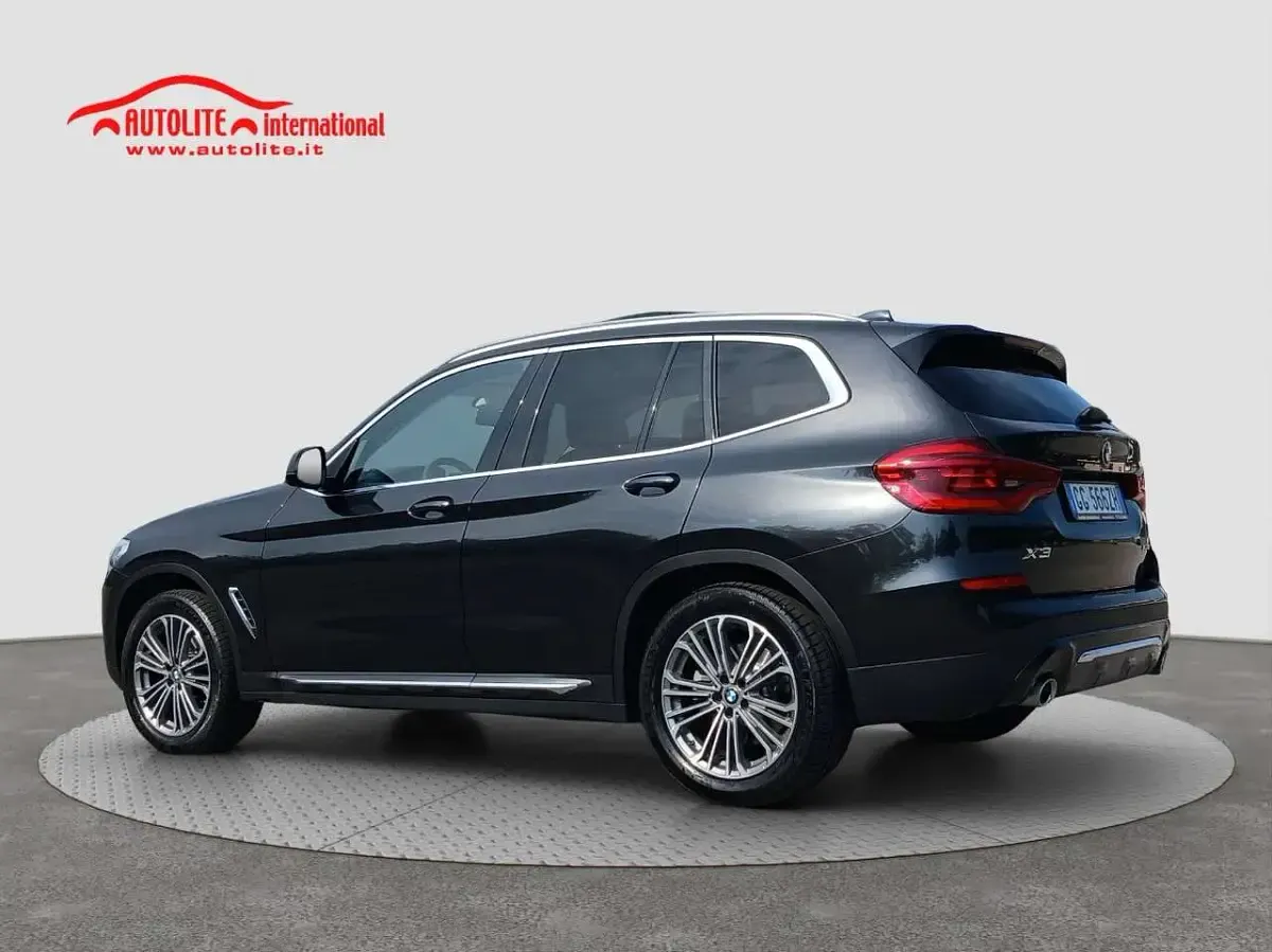 Usata BMW X3 Luxury Line 184 CV (135 kW) 2021 Grigio SUV