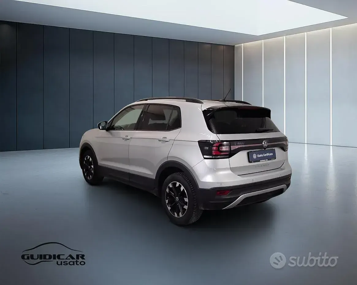 Usata VW T-Cross Style 95 CV (69 kW) 2023 Argento SUV