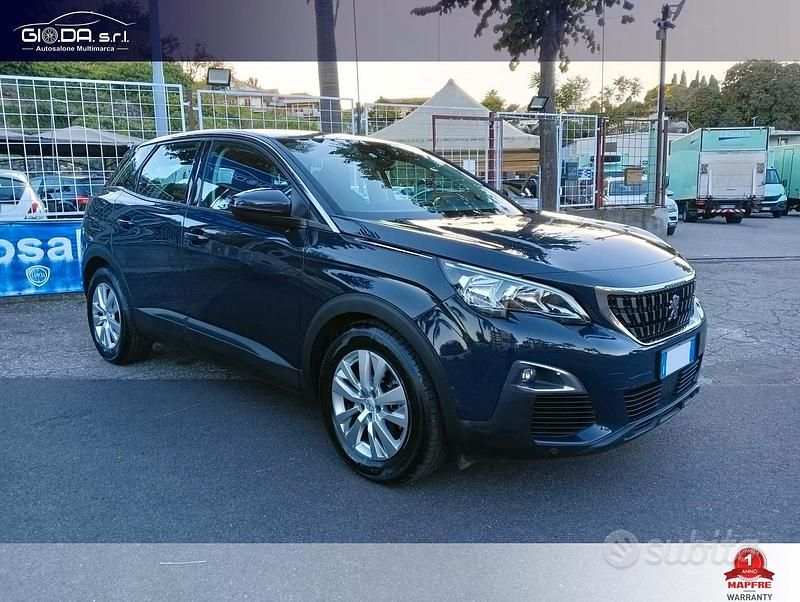 Usata Peugeot 3008 Business-Line 120 CV (88 kW) 2018 Grigio SUV