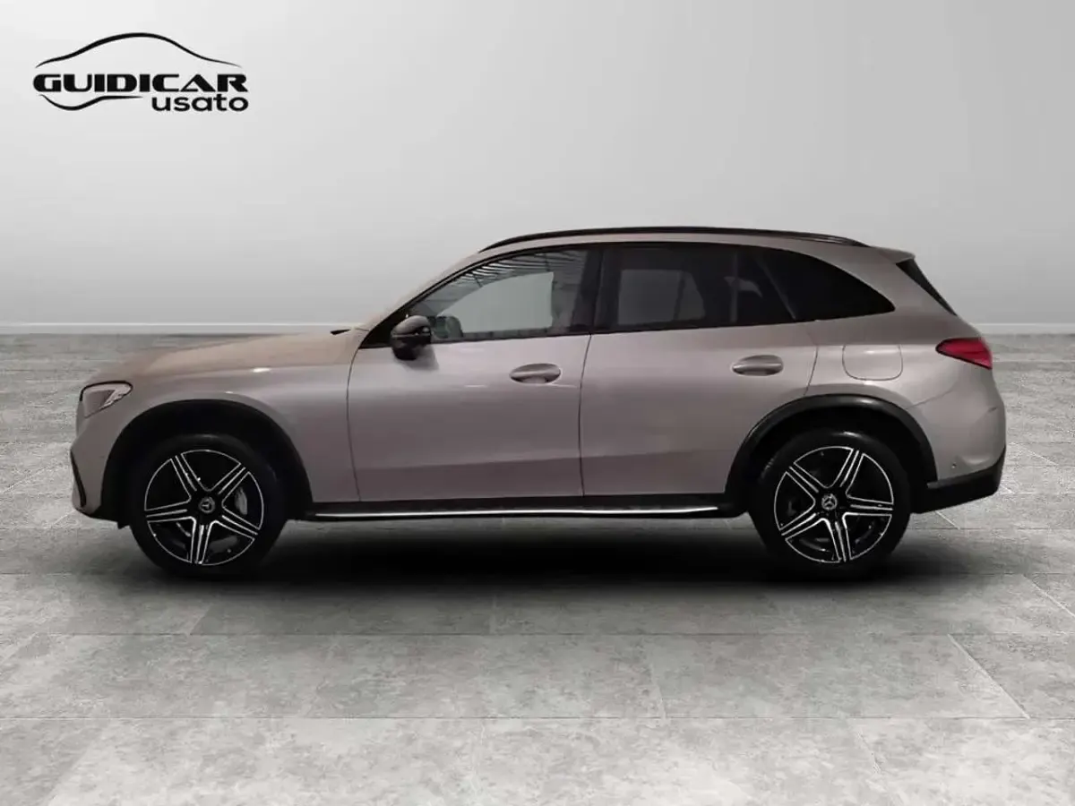 Usata Mercedes GLC300e Advanced Plus 197 CV (144 kW) 2023 Argento SUV
