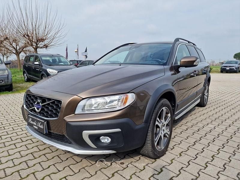 Usata Volvo XC70 Momentum 181 CV (133 kW) 2014 Marrone Station wagon