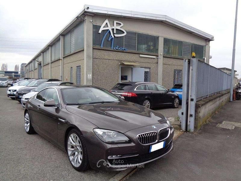 Grigio Usata 2012 BMW 640 Comfort Edition Coupé | 22.990 € (Molto cara) - Immagine 1/4