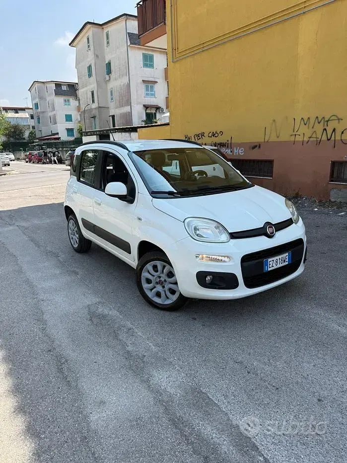 Usata Fiat Panda Lounge 80 CV (58 kW) 2015 Bianco Utilitaria
