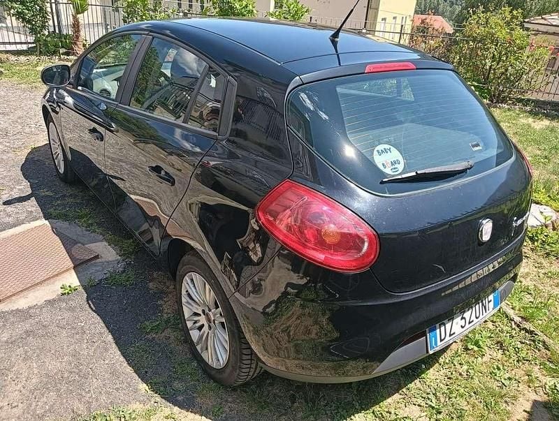 Usata Fiat Bravo Dynamic 120 CV (88 kW) 2010 Nero Utilitaria