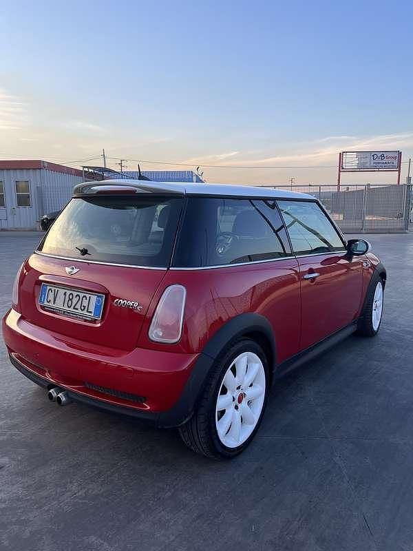 Usata Mini Cooper S 170 CV (125 kW) 2005 Utilitaria