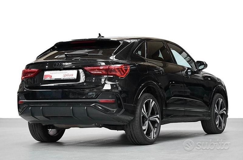 Usata Audi Q3 Sportback Ambiente 244 CV (179 kW) 2022 Nero SUV