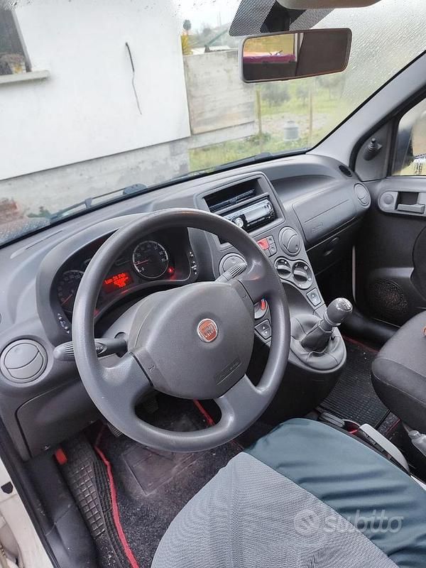 Usata Fiat Panda 75 CV (55 kW) 2011 Bianco Utilitaria