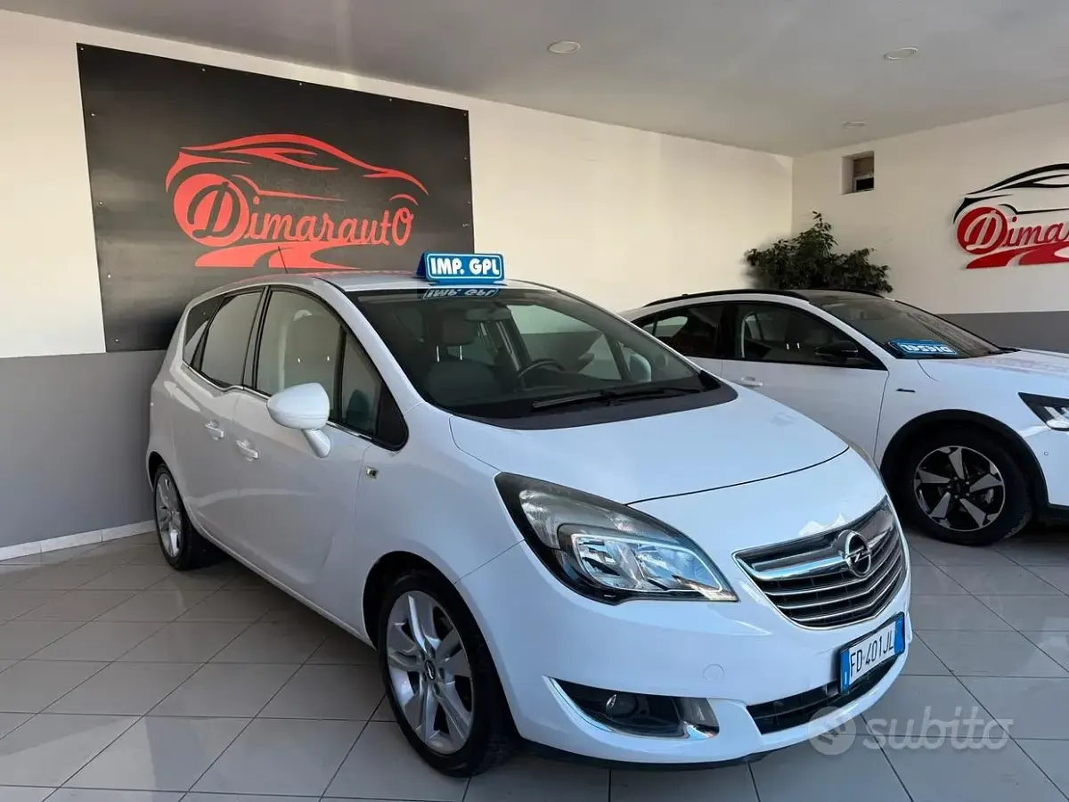 Usata Opel Meriva 120 CV (88 kW) 2016 Bianco Monovolume