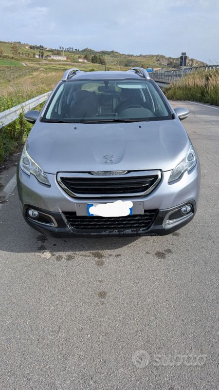 Usata Peugeot 2008 2015 Grigio SUV