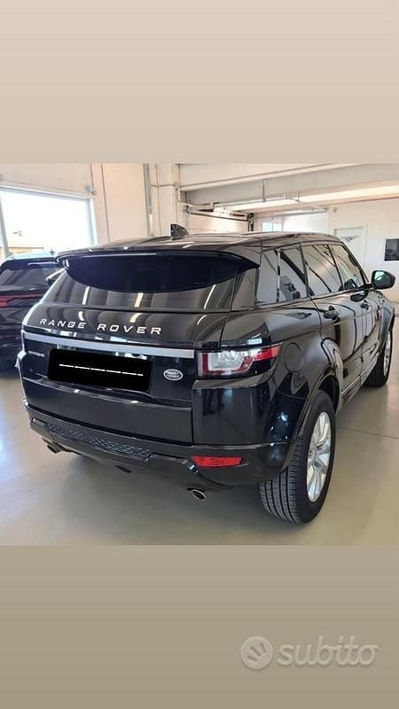 Usata Land Rover Range Rover evoque 150 CV (110 kW) 2018 Nero