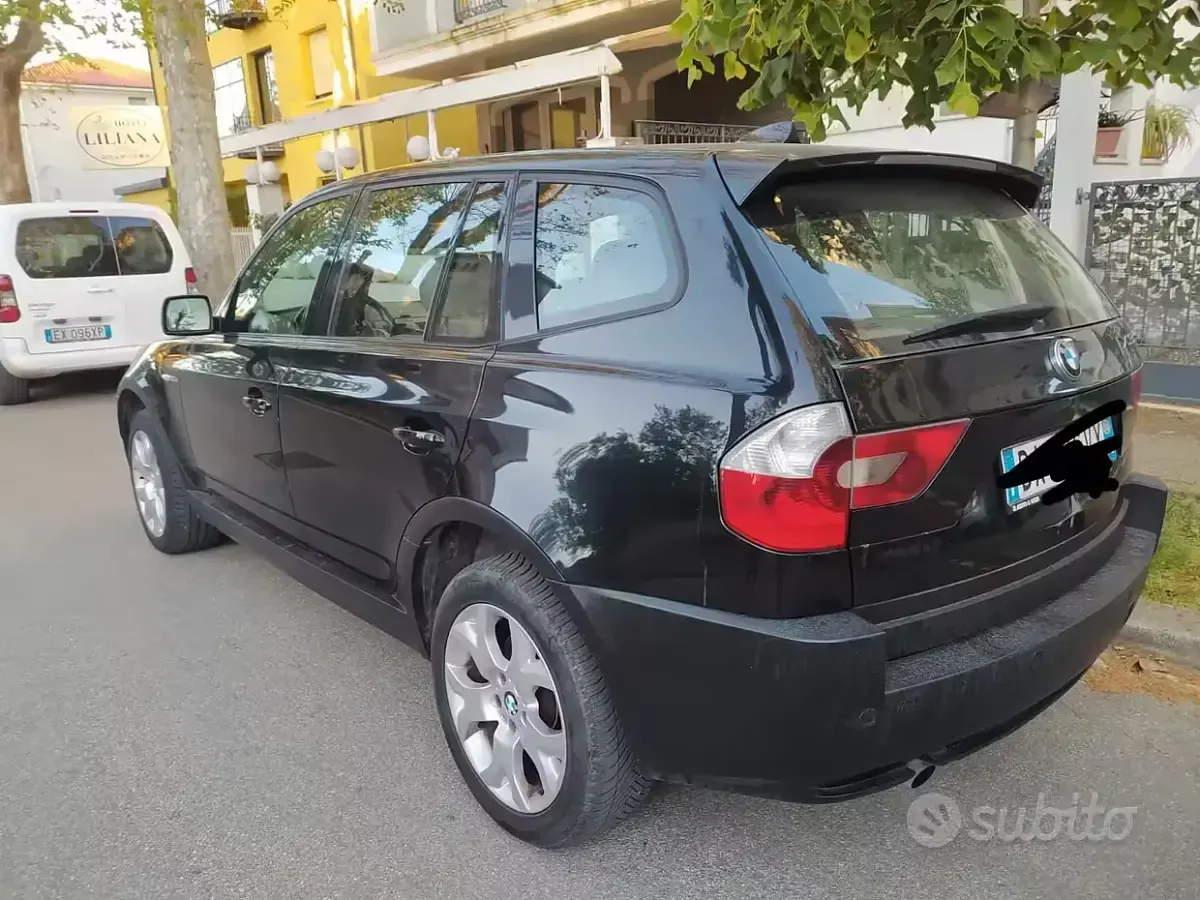 Usata BMW X3 150 CV (110 kW) 2006 Nero SUV