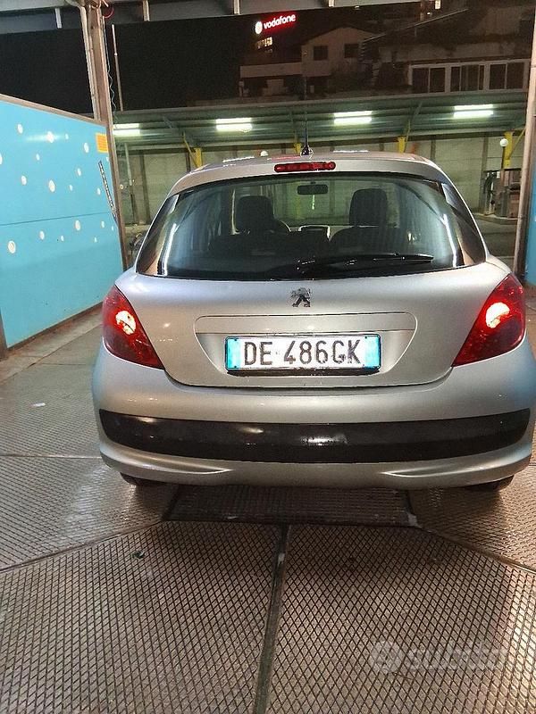 Usata Peugeot 207 88 CV (64 kW) 2007 Berlina