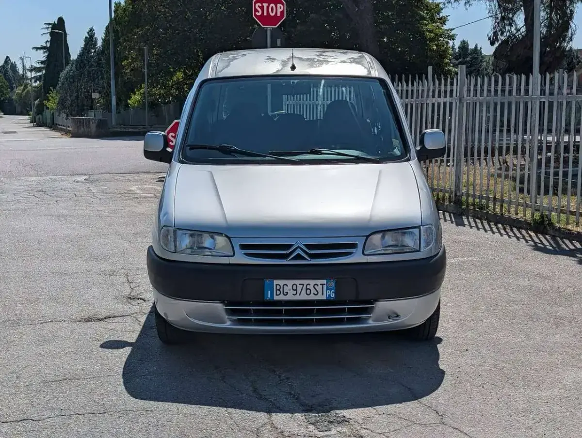 Usata Citroën Berlingo 68 CV (50 kW) 2000 Argento Monovolume