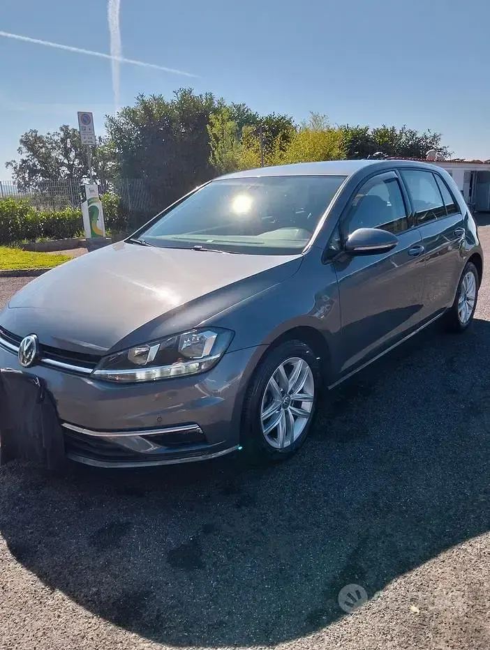 Usata VW Golf VII Highline 116 CV (85 kW) 2018 Utilitaria