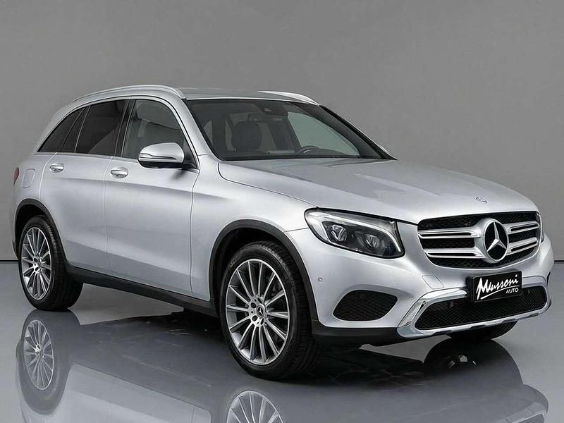 Argento met. Usata 2018 Mercedes GLC250 SUV | 25.890 € (Buon prezzo) - Immagine 1/4