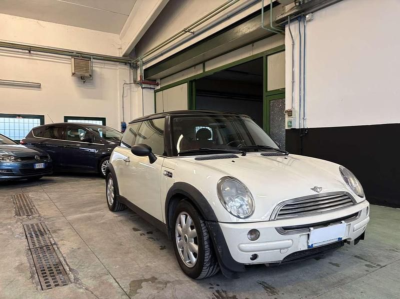 Bianco Usata 2003 Mini Cooper Utilitaria | 1900 € (Ottimo prezzo) - Immagine 1/4