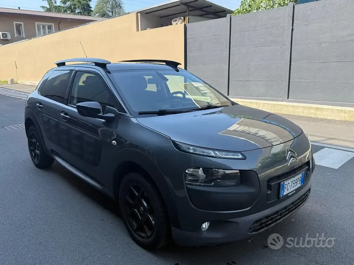 Usata Citroën C4 82 CV (60 kW) 2016 Grigio SUV
