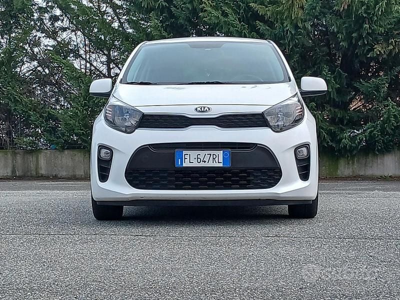 Usata Kia Picanto Active 65 CV (47 kW) 2018 Bianco Utilitaria