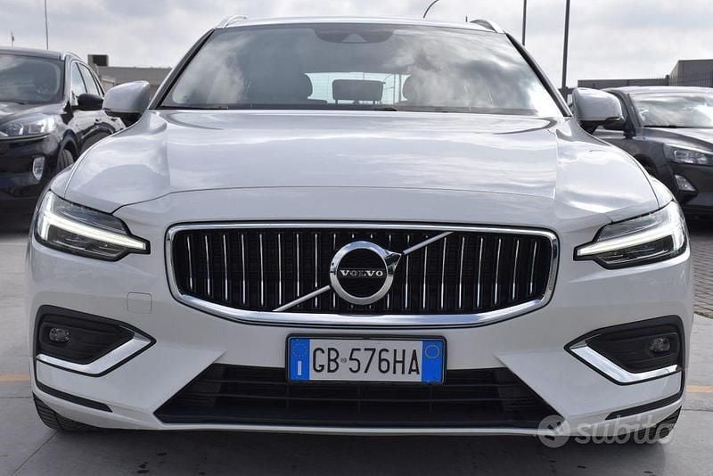 Usata Volvo V60 Inscription 150 CV (110 kW) 2020 Bianco Station wagon