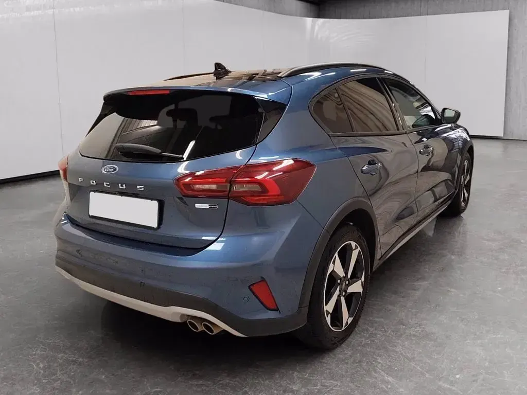 Usata Ford Focus Active 125 CV (91 kW) 2023 Blu SUV