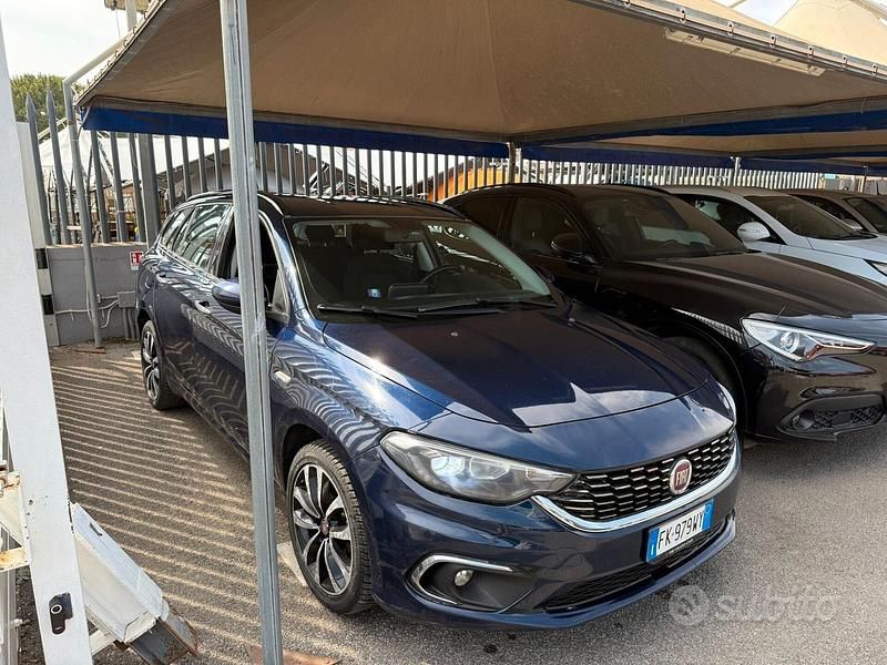 Usata Fiat Tipo Lounge 120 CV (88 kW) 2017 Blu Station wagon