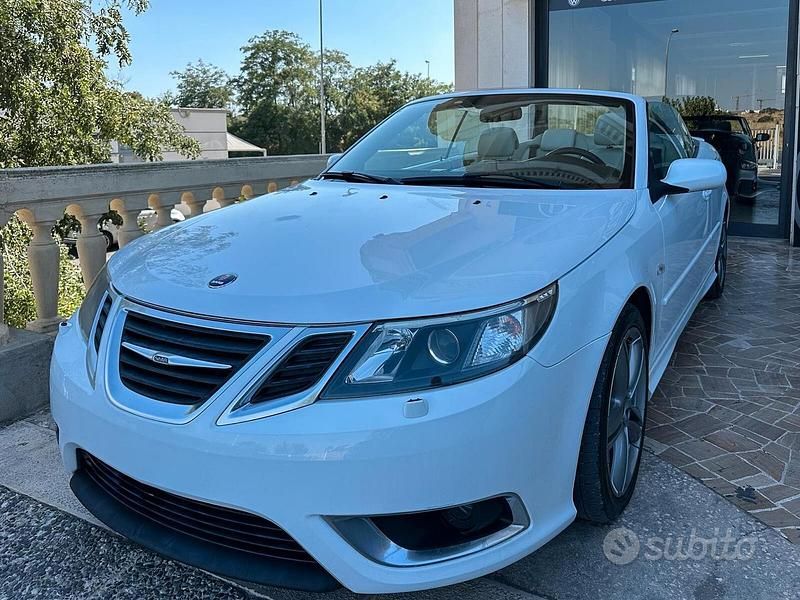 Usata Saab 9-3 Cabriolet Vector 180 CV (132 kW) 2009 Bianco Cabrio