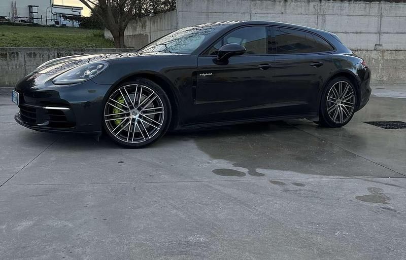 Usata Porsche Panamera S E-Hybrid Sport Turismo 468 CV (344 kW) 2019 Berlina