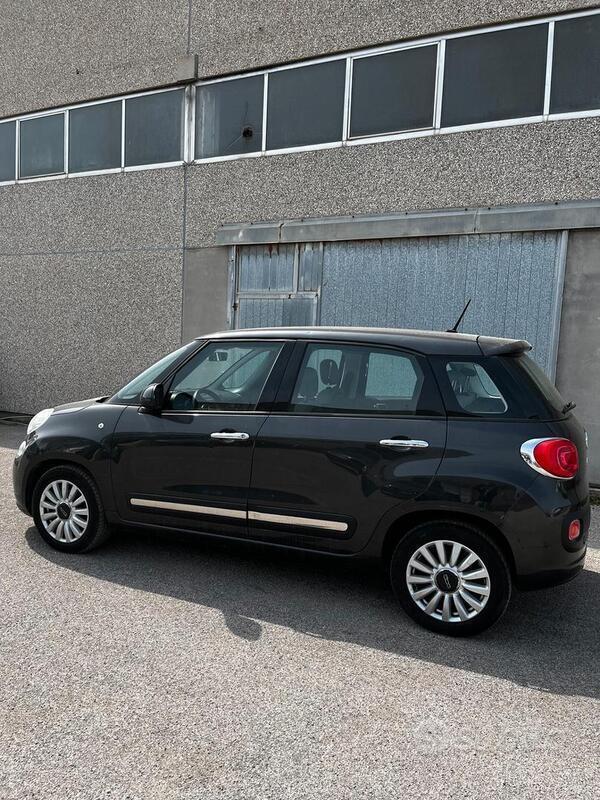 Usato 2014 Fiat 500L 1.4 Benzin (8.000 €)