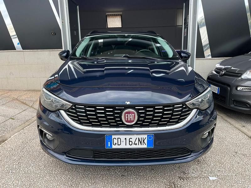 Usata Fiat Tipo Lounge 120 CV (88 kW) 2021 Blu Station wagon
