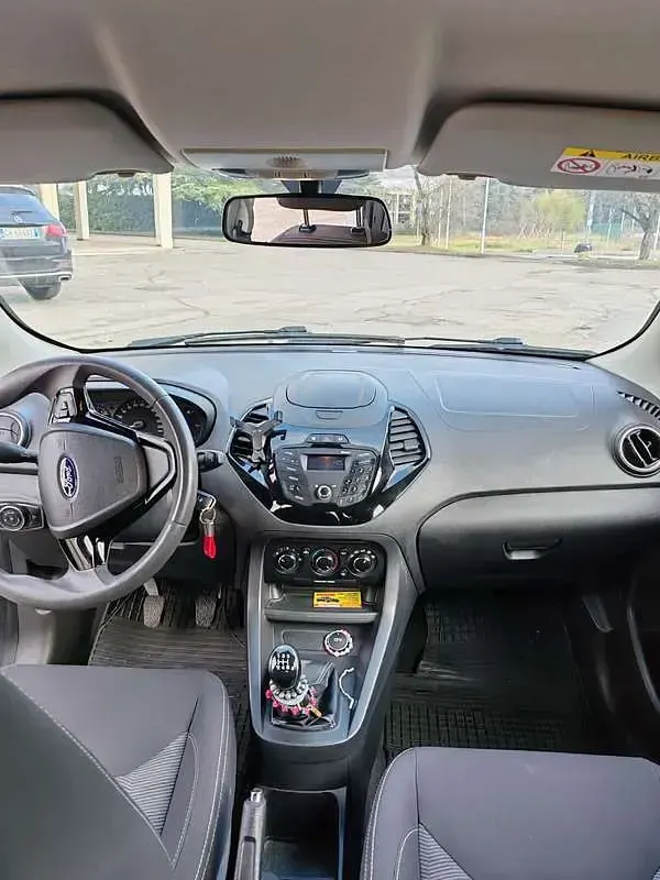 Usata Ford Ka Plus 71 CV (52 kW) 2018 Grigio Utilitaria