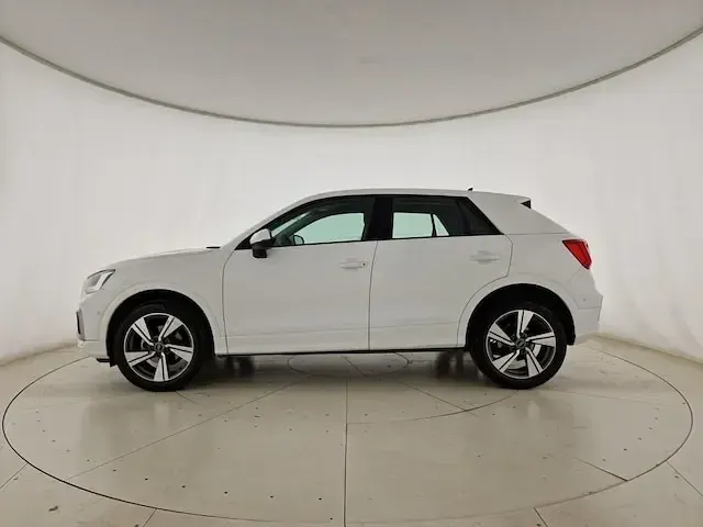 Usata Audi Q2 Admired 150 CV (110 kW) 2020 Bianco ibis SUV