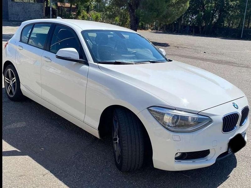 Usata BMW 120 Sport Line 184 CV (135 kW) 2011 Bianco Utilitaria