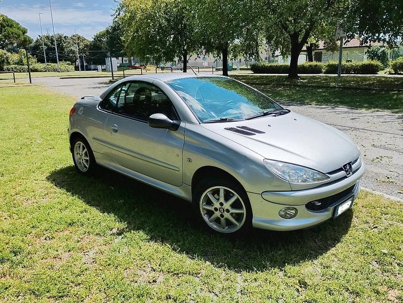 Occasion Peugeot 206 CC Quiksilver 109 PK (80 kW) 2007 Grijs Cabriolet