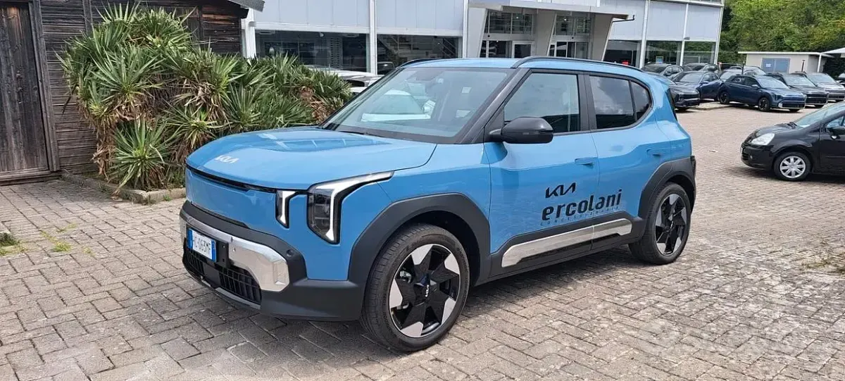 Usata Kia EV2 Earth 50 kW (68 CV) 2026 Blu SUV