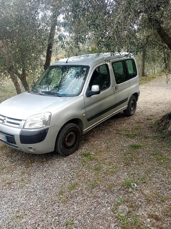 Usata Citroën Berlingo 75 CV (55 kW) 2016 Grigio Monovolume