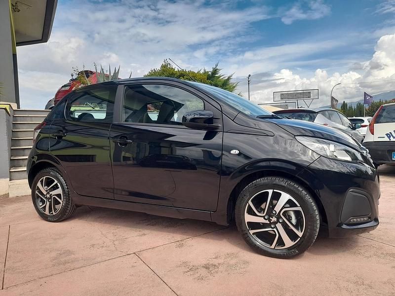 Usata Peugeot 108 Style 72 CV (52 kW) 2021 Nero Utilitaria