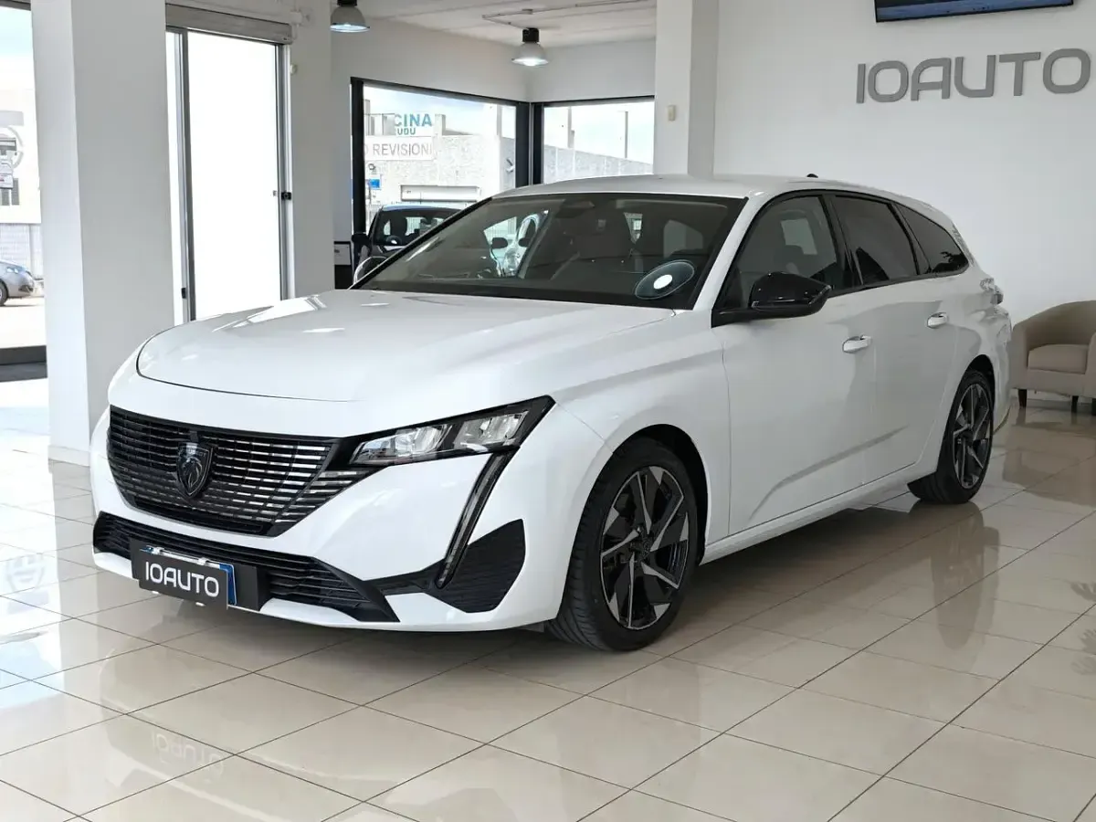 Usata Peugeot 308 Allure 131 CV (96 kW) 2022 Bianco Station wagon