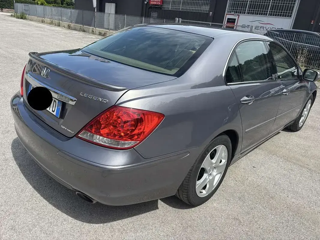 Usata Honda Legend 295 CV (216 kW) 2008 Grigio Berlina