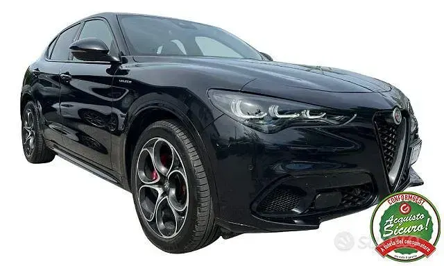 Usata Alfa Romeo Stelvio Veloce 209 CV (153 kW) 2023 Nero SUV