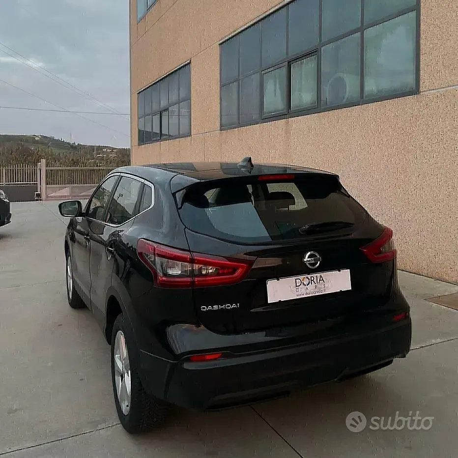 Usata Nissan Qashqai Tekna 116 CV (85 kW) 2019 Nero SUV